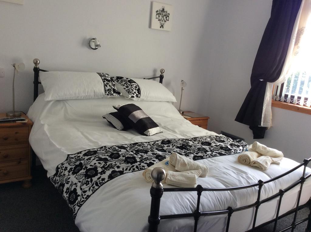 Rudan Guest House Ab53 6Uq New Deer Exterior photo